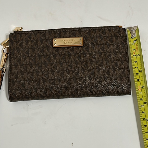 MICHAEL KORS  WALLET - Picture 3 of 10